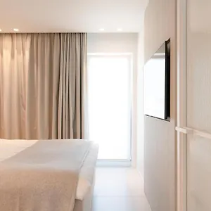 een-designappartement-met-zijdelings-zicht-op-zee.bruges-hotels.info/